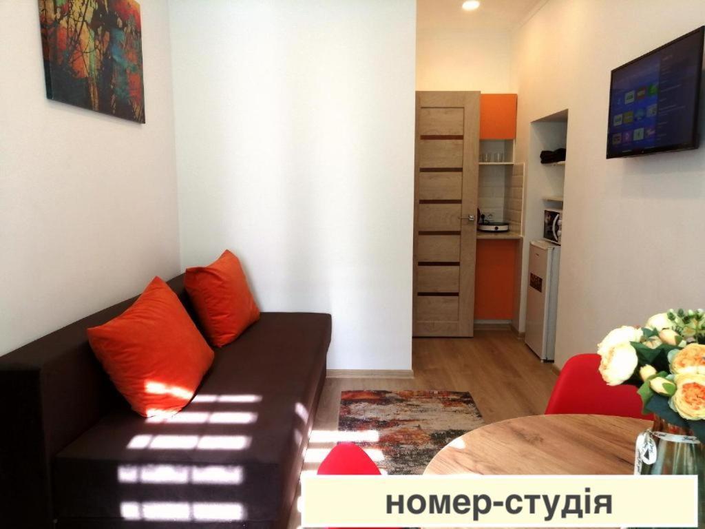 Світло Цілодобово Apartments In The City Center Lviv Kültér fotó